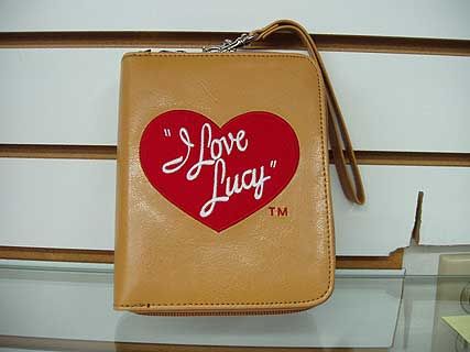 Wholesale Handbags #nb-119hc I Love Lucy Heart Wallet has zipper made ...